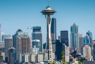 best time to visit seattle skyline